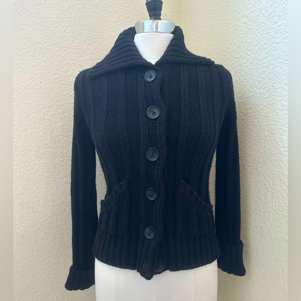Old Navy Cardigan Sweater Size M